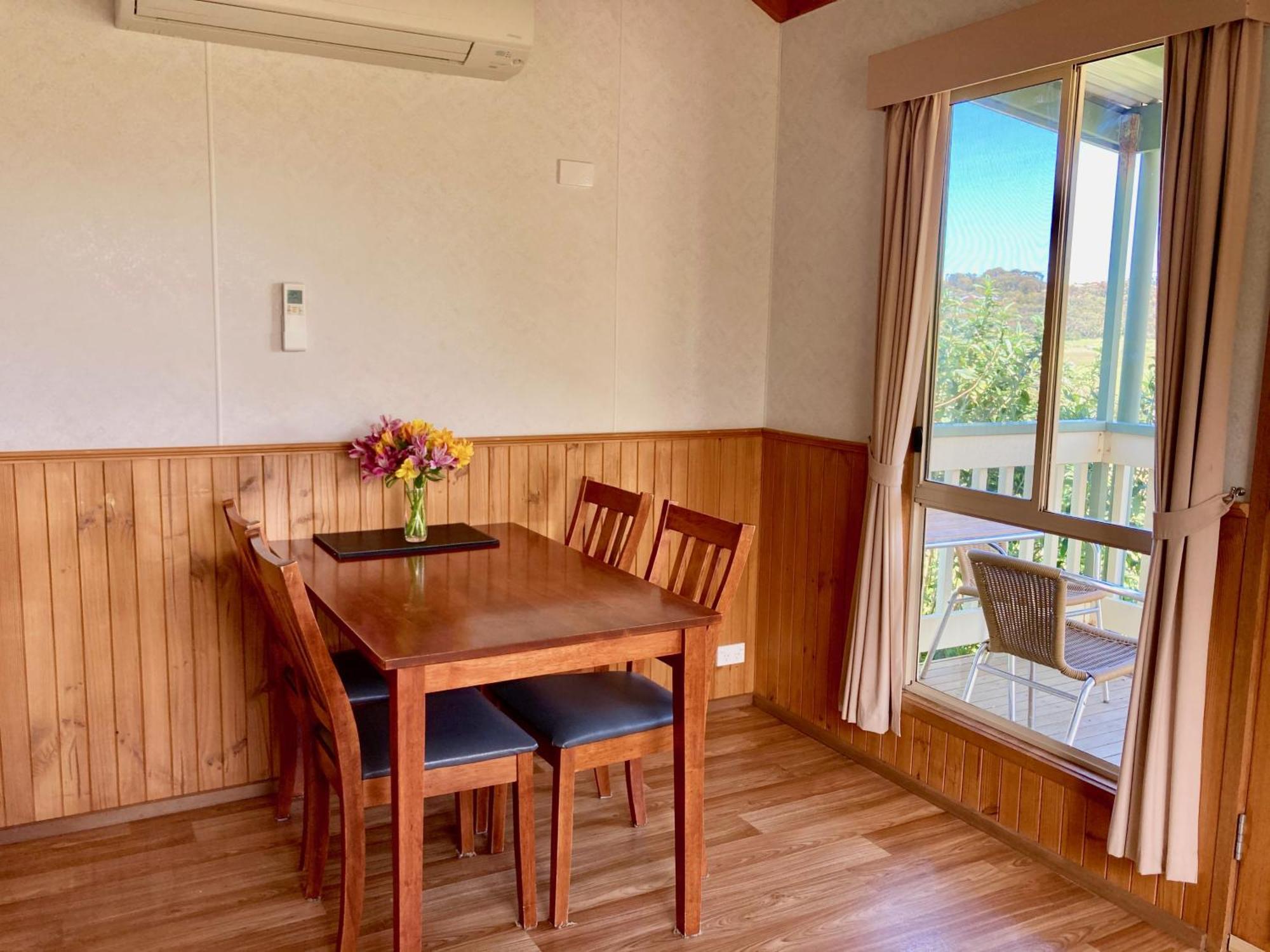Daysy Hill Country Cottages Port Campbell Quarto foto
